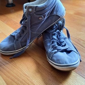 Taos High Tops